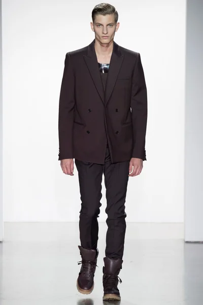 Look 40